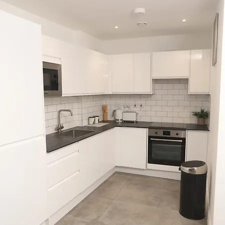 Luxury Apartments In Central Watford Watford  Exterior photo